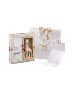 Sophie La Girafe Giraffe Teether And Swaddle Tenderness Gift Set 120x120cm 0+ Monthss, Ergonomic And Easy To Grip, Sophisticated Composition 2 - Multicolour
