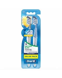 Oral-B Pro-Expert Bacteria Blast Manual Toothbrush, Medium Bristles, Multicolour, 2-Pack