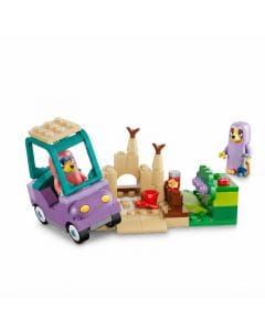 LEGO Bluey Grannies Set with Bluey and Bingo Minifigures, Kids Toy Car with Garden Starter Brick, Flip-up roof car, 4+ years