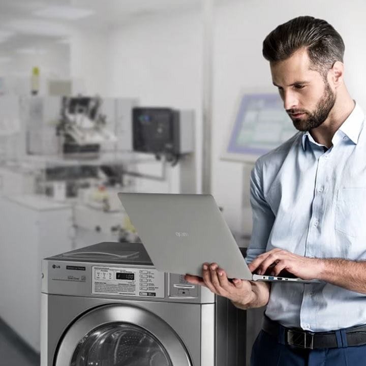 LG Commercial Fully Automatic Front Load Washing Machine 15Kg, Compact Design, Gyro Balancing System, 1000 RPM - Silver - FH0C7FD2MS