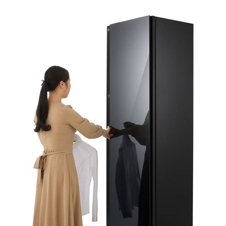 LG Styler Smart Steam Closet with TrueSteam™ & Heat Pump Drying – Mirror Finish | Model LSC5GMR80H.ABMRGCC