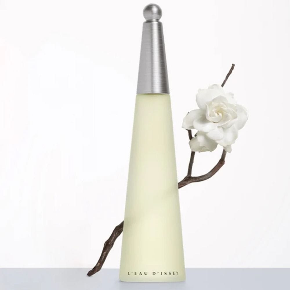 Issey Miyake L'Eau d'Issey Eau de Toilette for Women, Fresh Aquatic Floral Fragrance with Lotus, Lily, Rose & Precious Woods - 100ml