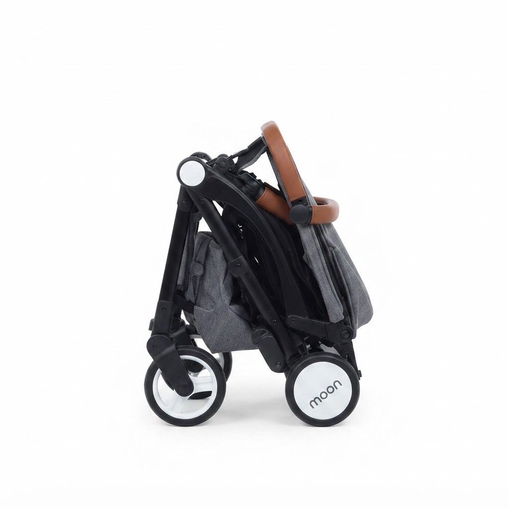 The Moon Brand Ritzi Lightweight Cabin Stroller - Compact Foldable Pushchair for Baby & Toddlers Up to 18 kg, 0 Months+, 5-Point Safety Harness