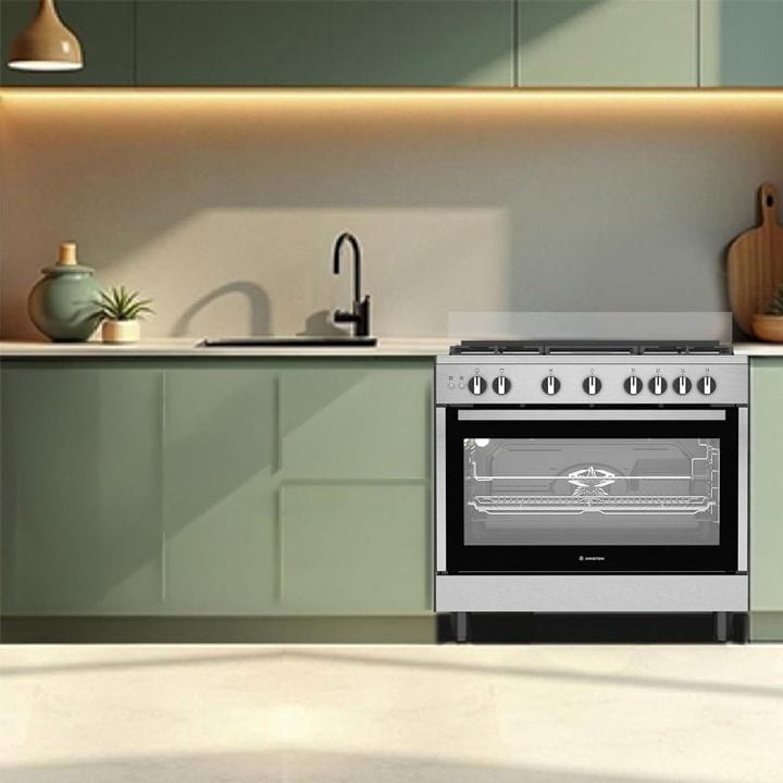 Ariston 90x60cm Freestanding Gas Cooker – 5 Gas Burners incl. Wok Burner, Fan-Assisted Gas Oven, Mechanical Timer | Inox – ARR9 GGF 22125 XME