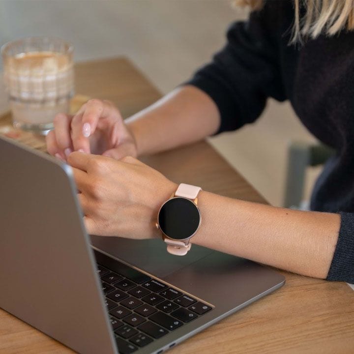 DCU Tecnologic GeoTrack S GPS Smartwatch AMOLED Display – Pink Gold |34157086