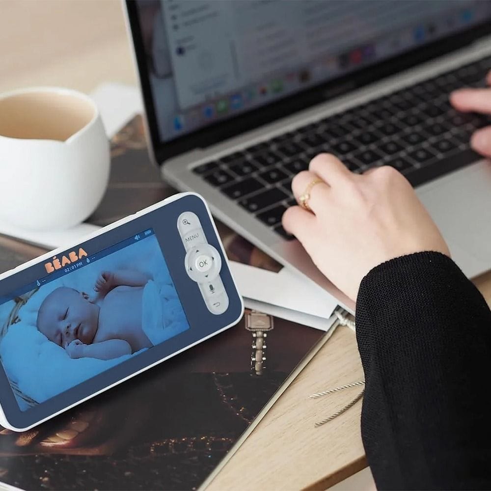 Beaba Full HD 360° Rotating WiFi Video Baby Monitor HD Screen App 300m Range VOX Walkie-Talkie Lullabies Night Blue | 930375