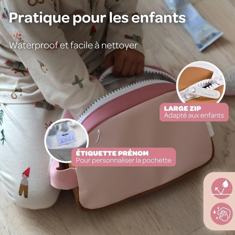 بيبا حقيبة مستلزمات Faro، مقاومة للماء، خالية من PFAS، بطاقة اسم قابلة للتخصيص، فتحة واسعة بسحاب - وردي مغبر