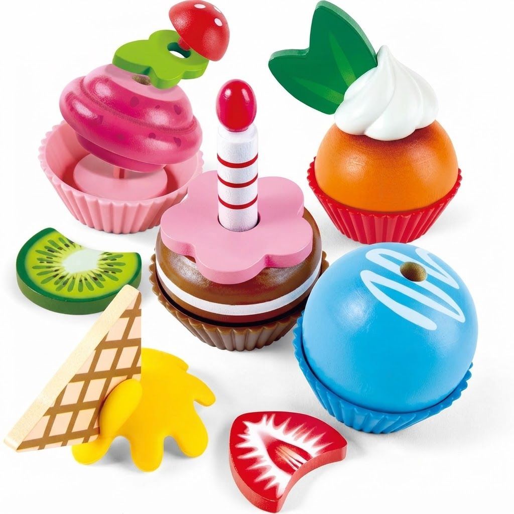 Hape Wooden Cupcake Set - 18-Piece Pretend Play Food Kitchen Toy with Colorful Toppings & Fruits