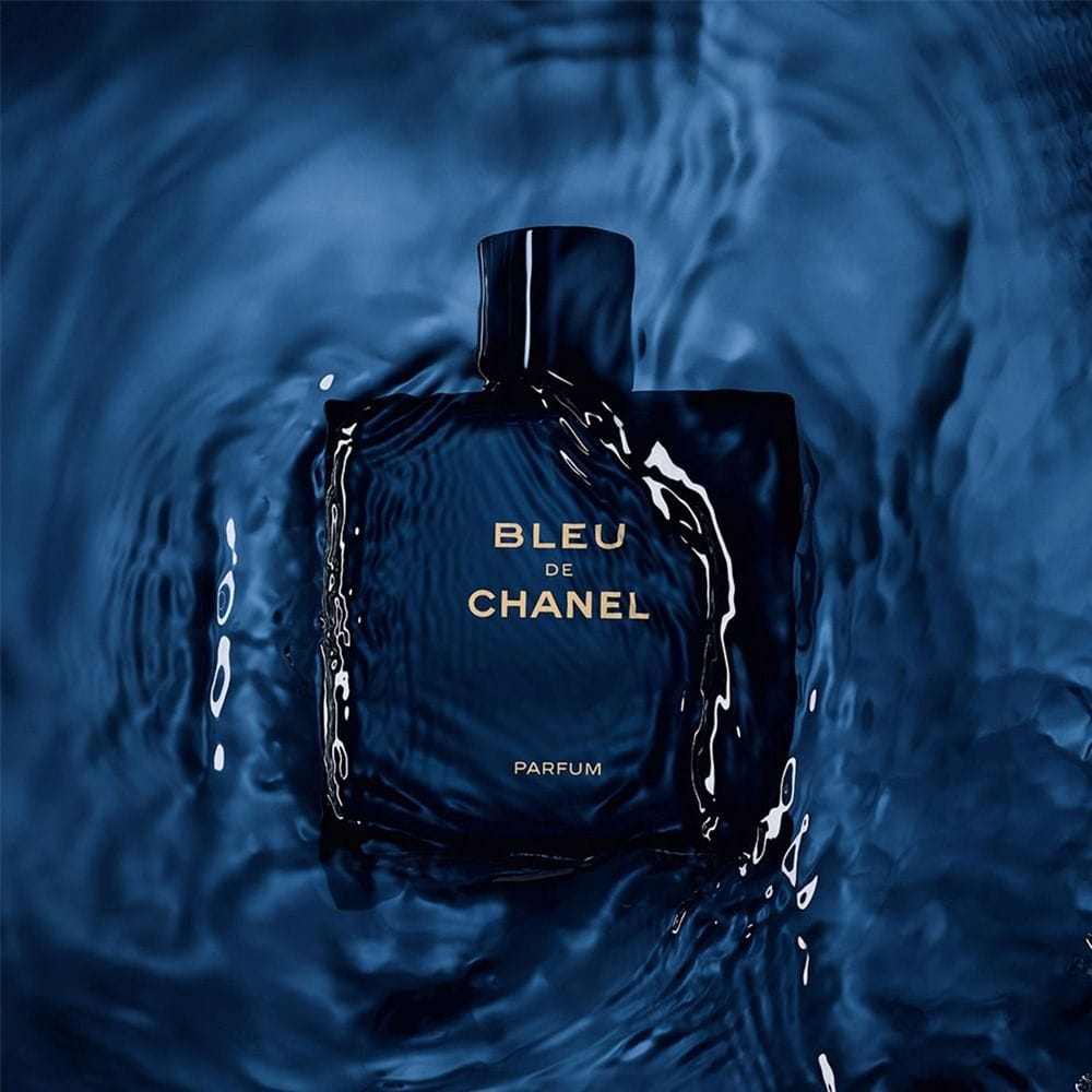 Chanel Bleu de Chanel Eau de Parfum for Men, Elegant Woody Aromatic Fragrance with Citrus, Incense, Sandalwood & Cedar Notes - 100ml