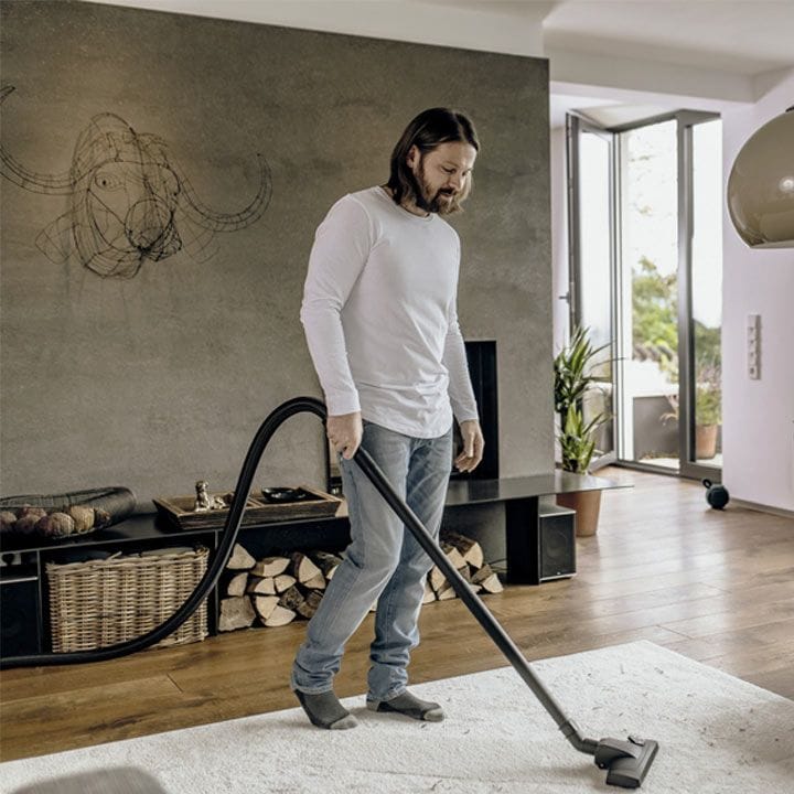 Karcher WD2 Plus V Wet & Dry Vacuum Cleaner