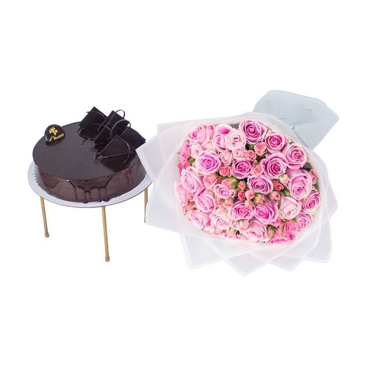 Chocolate Cake En Rose | Red & Brown