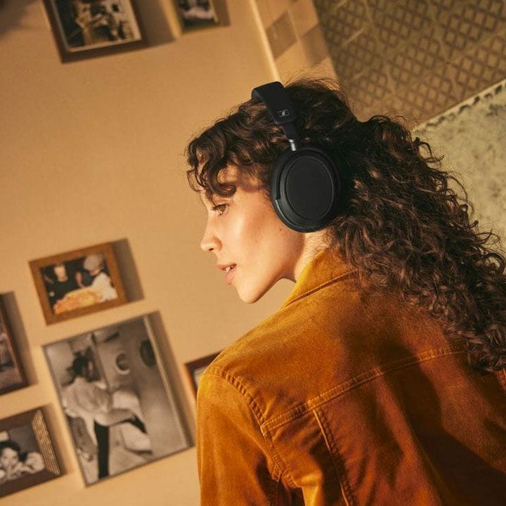 Sennheiser Accentum Plus Bluetooth Headset – Black |SH-HD-ACCENTUMPLUS