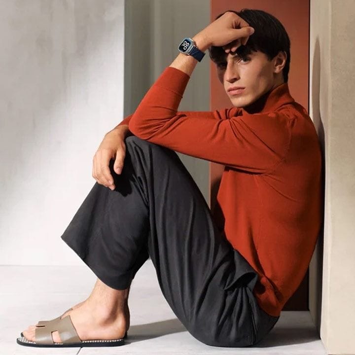 Hermès Apple Watch Ultra 3 GPS + Cellular 49mm Natural Titanium Case | Bleu Nuit En Mer