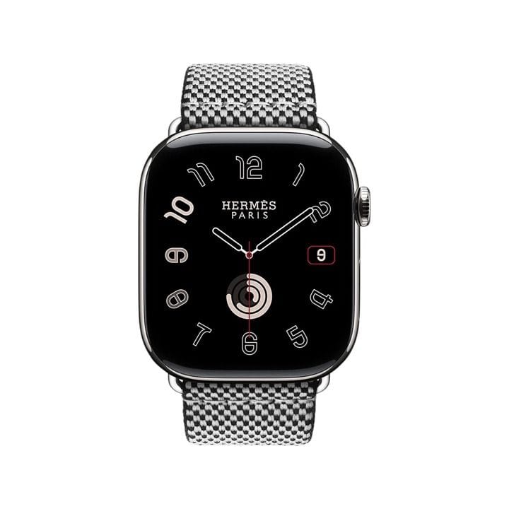 Hermès Apple Watch Series 11 46mm Silver Titanium Case – Noir/Ecru | Woven Single Tour