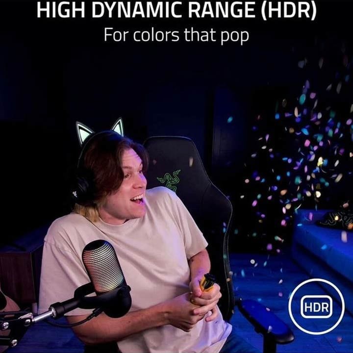 كاميرا ويب ريزر كيو V2 بدقة 4K بمعدل 30FPS مع ذكاء اصطناعي – مستشعر Sony STARVIS™، تأطير تلقائي، HDR، عدسة واسعة جداً، غطاء خصوصية – أسود | RZ19-05370100-R3M1