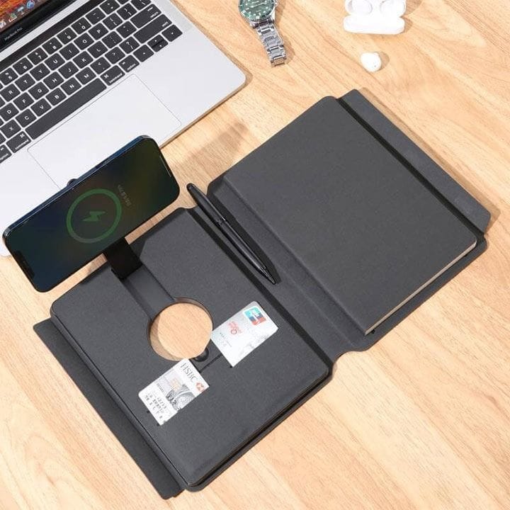 Personalized Change Zero Recycled 10,000mAh 15W MagSafe Wireless Powerbank & A5 Organizer with 32GB Storage – Fast Charging, Eco Design – Black