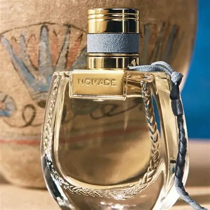 عطر كلوي نوماد لوميير دي إيجيبت أو دو بارفان للنساء 75 مل – لوتس أزرق، ياسمين، أكورد كيفي وعنبر – عطر زهري