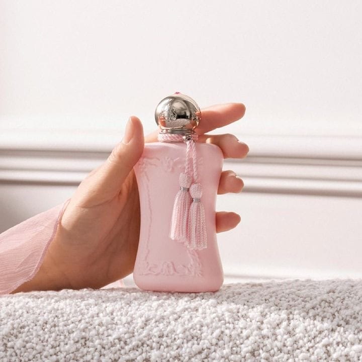 Parfums de Marly Delina EDP 75ml Women’s Perfume, Floral Fruity Rose, Lychee Rhubarb Bergamot Notes, Long Lasting Luxury Fragrance 
