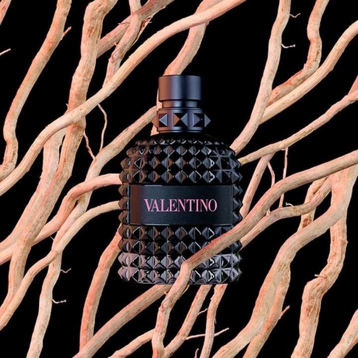 Valentino Uomo Born In Roma EDT 100ml Unisex Perfume, Woody Aromatic Vetiver, Mineral Salt Ginger Violet Leaf, Smoky Sage Base, Long Lasting