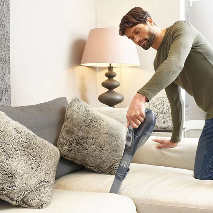 مكنسة يدوية بلاك+ديكر داستباستر سعة 500 مل، بطارية ليثيوم، شفط قوي - أسود/رمادي - DVA320J-B5