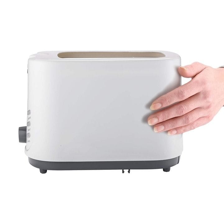محمصة خبز بلاك+ديكر شريحتين بلمس بارد 750W، تحكم إلكتروني بدرجة التحميص، درج فتات قابل للإزالة - أبيض - ET125-B5