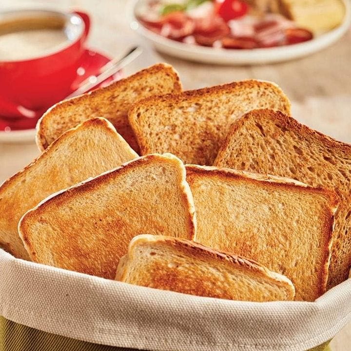 محمصة خبز بلاك+ديكر شريحتين بلمس بارد 750W، تحكم إلكتروني بدرجة التحميص، درج فتات قابل للإزالة - أبيض - ET125-B5
