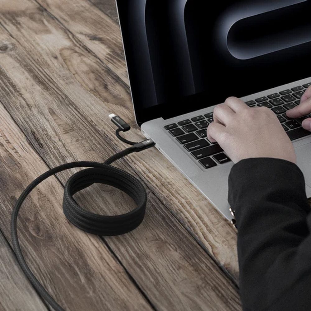 موماكس ماغ لينك كابل USB-C إلى USB-C ولايتنينج بطول 1 متر، موصل مزدوج للشحن السريع، تصميم مجدول مقاوم للتشابك | أسود - DL58D