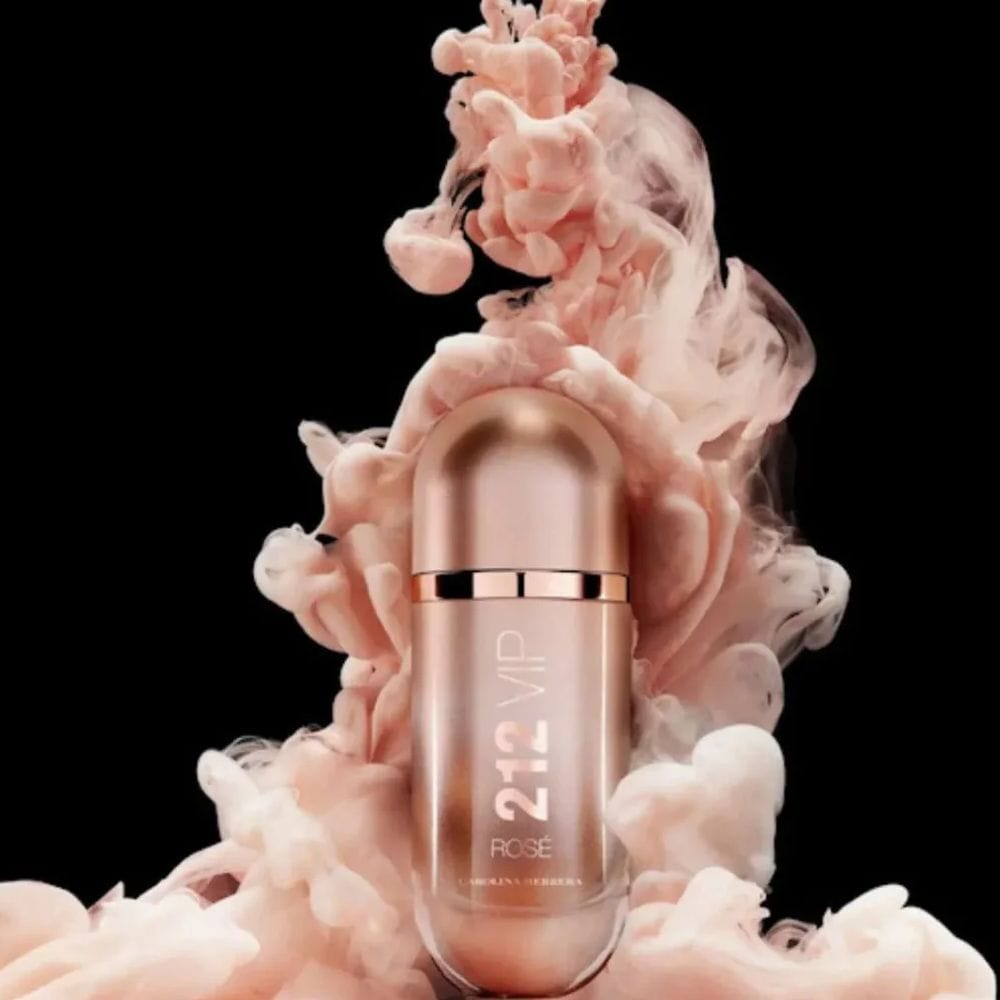 Carolina Herrera 212 VIP Rosé Eau de Parfum 80ML – Champagne Rosé, Peach Blossom & Queen Wood Fruity Floral Women’s Fragrance | 8411061777176