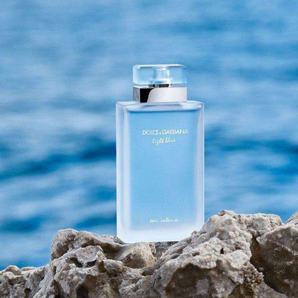 Dolce & Gabbana Light Blue Eau Intense Eau de Parfum 100ML – Lemon, Jasmine & Amberwood Fresh Citrus Women’s Fragrance | 8057971181353