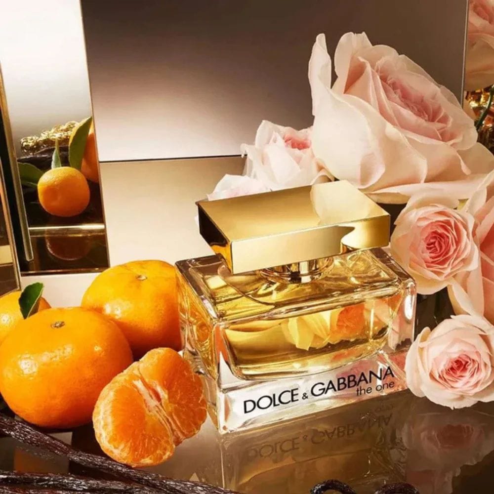 Dolce & Gabbana The One Eau de Parfum 75ML – Peach, Madonna Lily & Vanilla Warm Oriental Floral Women’s Fragrance | 8057971180493