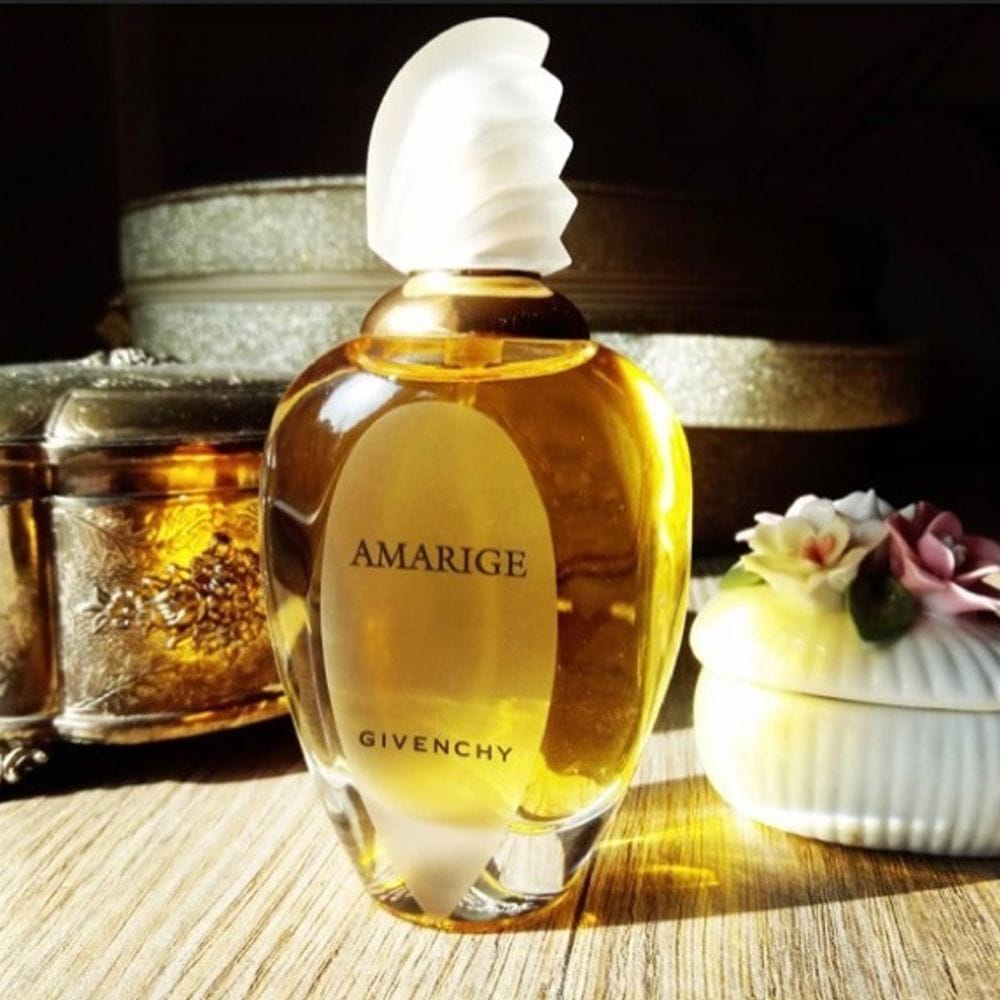 Givenchy Amarige Eau de Toilette 50ML – Neroli, Gardenia & Tonka Bean Romantic Floral Women’s Fragrance | 3274878122554