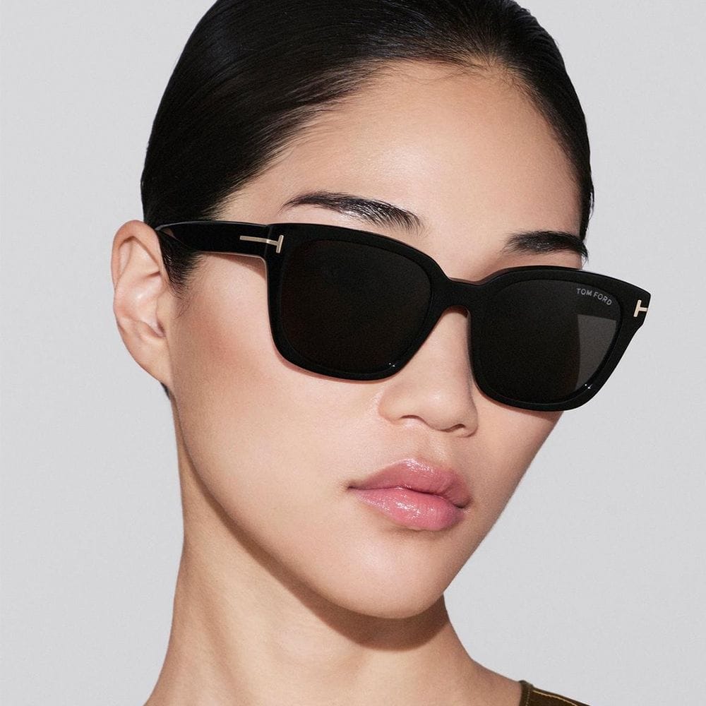 Tom Ford FT1216 Haylay Sunglasses – Soft Square Acetate Frame, Smoke UV Protection Lenses, Signature T Temple Detail | Shiny Black/Grey- 889214558701
