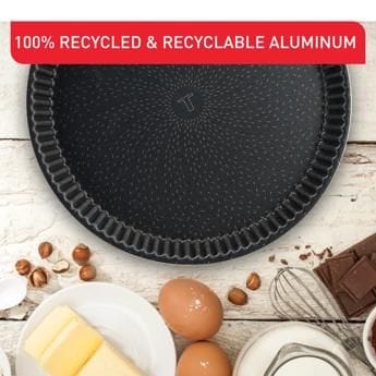 Tefal Perfect Bake Fluted Tart Pan, 33cm Non-Stick Tart Mould, Durable Carbon Steel Bakeware, Easy Release Design - J5542102