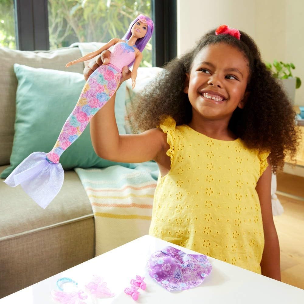 Barbie Fantasy Fashion Pack with 8 Accessories for 10+ Looks