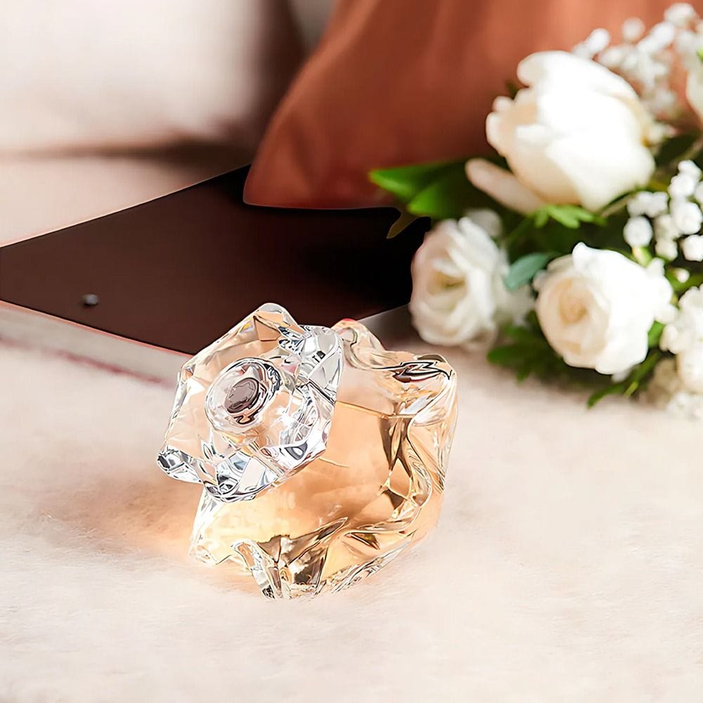 Montblanc Lady Emblem Eau de Parfum for Women, Floral Fruity Fragrance with Lychee, Rose, Peach, Sandalwood & Musk - 75ml
