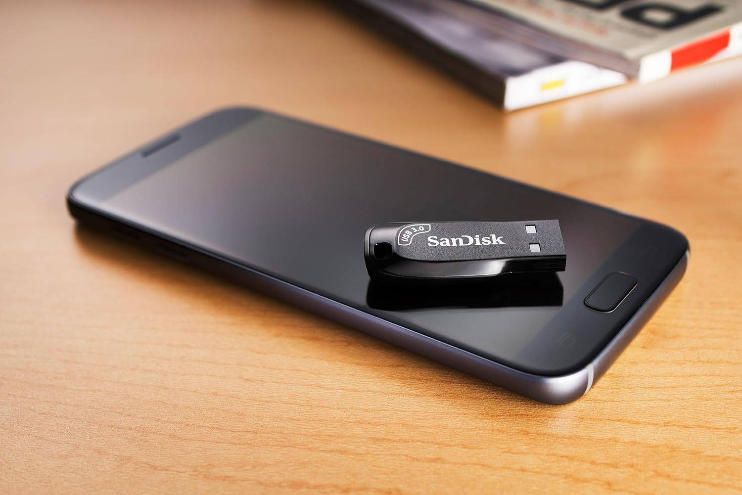 SanDisk Ultra Shift USB 3.0 Flash Drive 256GB with Up to 100MB/s Read Speed, Compact Portable Design, Fast File Transfers & Plug-and-Play Storage | Black - 619659182335