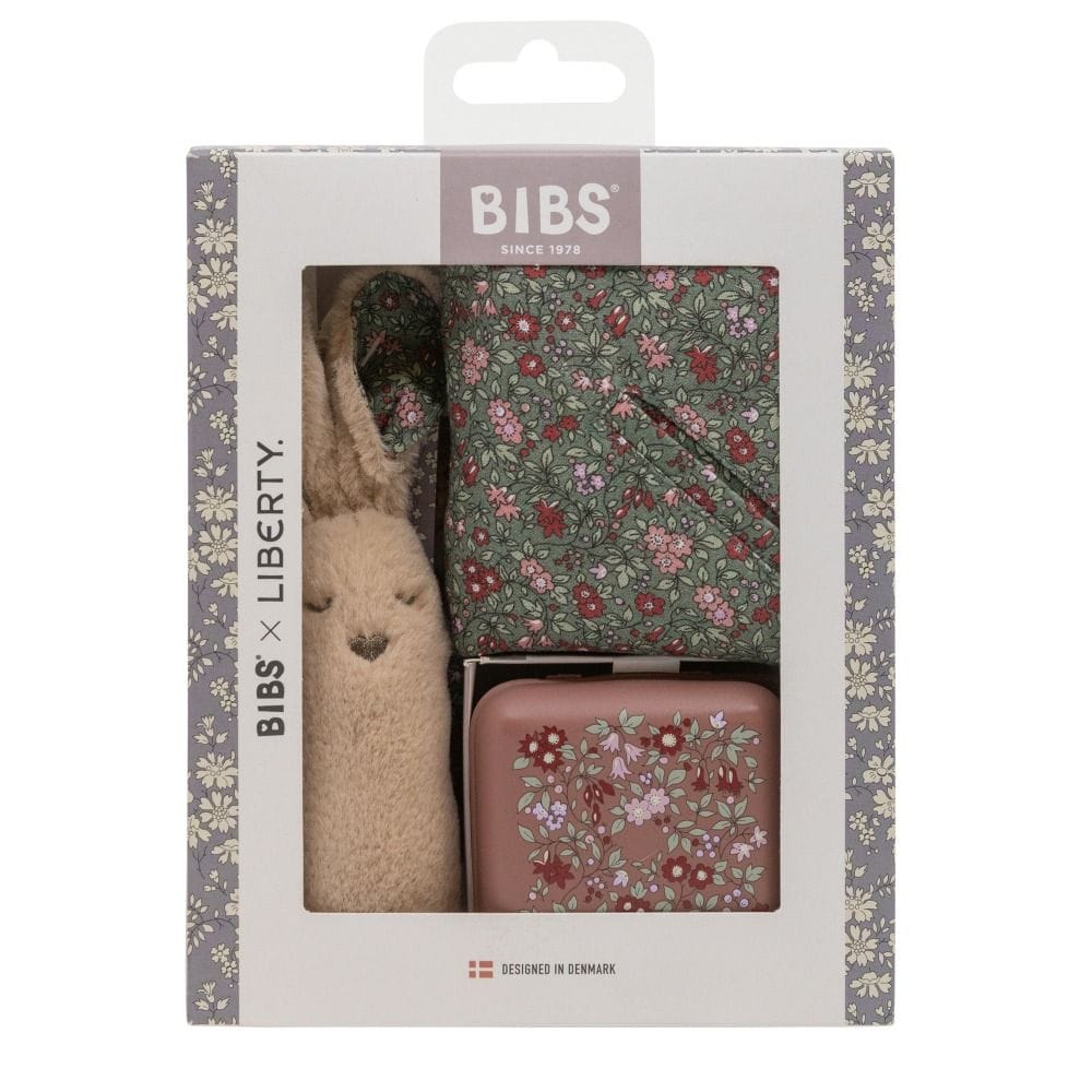 مجموعة أطفال BIBS ليبرتي للكريسماس كاموميل لون لعمر +6 أشهر، تصميم ليبرتي الزهري الأيقوني، مواد آمنة وغير سامة - بني فاتح