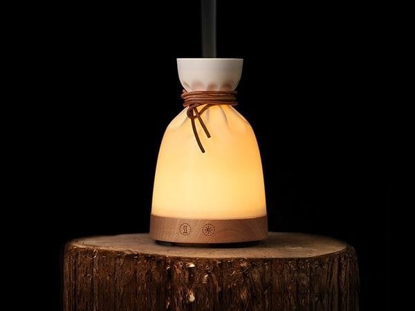 HomeTree Aroma Diffuser, Aromatherapy Humidifier with Night Light, Elegant Home Fragrance Diffuser, Compact Tabletop Design