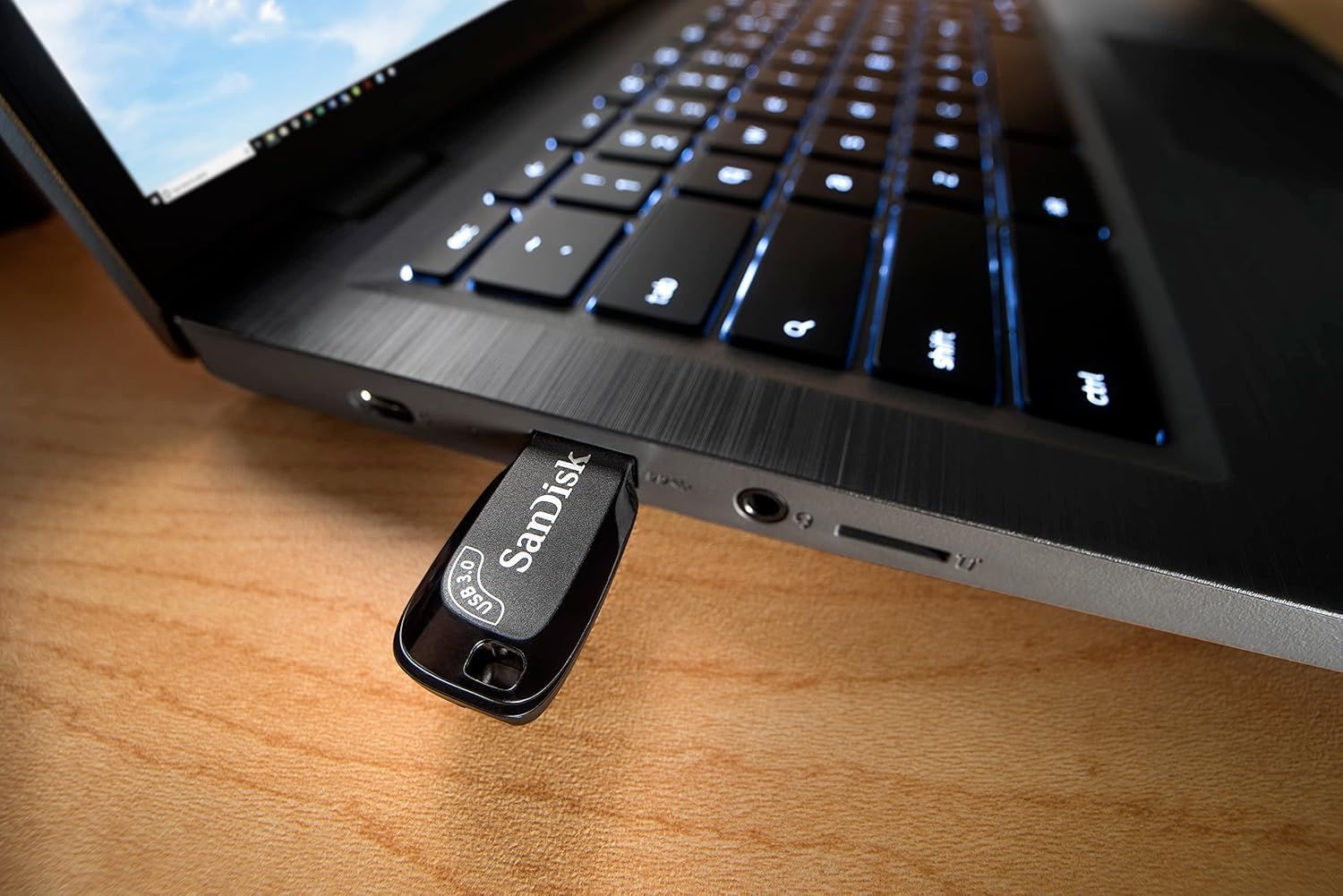 SanDisk Ultra Shift USB 3.0 Flash Drive 256GB with Up to 100MB/s Read Speed, Compact Portable Design, Fast File Transfers & Plug-and-Play Storage | Black - 619659182335