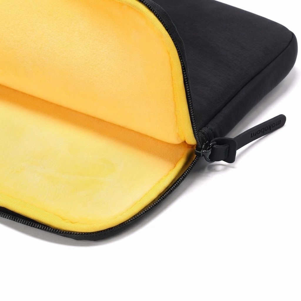 Mokobara Aisle Laptop Sleeve, 15.6 Inch MacBook & Laptop Case, Aerology Nylon, Lightweight | Black