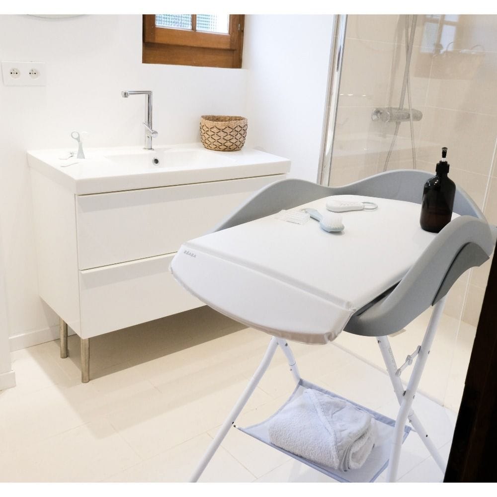 Beaba Camele'o Foot Support, 4 Wide, Non Slip Feet, Locking System, Foldable And Detachable - Light White