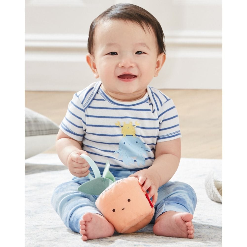 Skip Hop Garden Oasis Baby Stroller Toy 0+ Monthss, Multi-Sensory Sound And Texture Play, Easy Open And Close Interaction - Multicolour