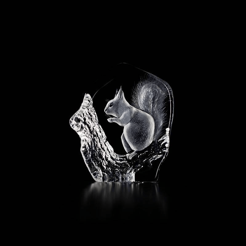 Maleras Squirrel Crystal Sculpture, Handcrafted Swedish Cast Crystal Figurine, Engraved & Sandblasted Design, Signed by Mats Jonasson, Clear Art Glass Decor