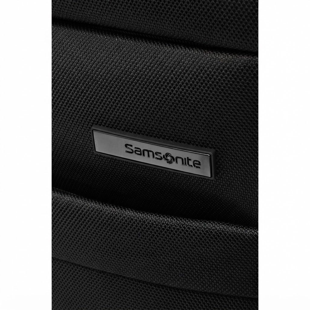 Samsonite Synch 57cm Cabin Spinner Suitcase, Expandable Carry-On with TSA Lock, Front Access, 100% Polyester | Black
