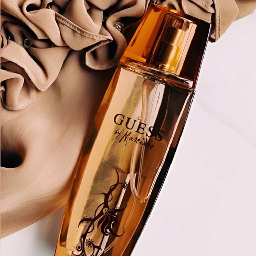 Guess by Marciano Eau de Parfum Gift Set 100ML - Star Fruit, Jasmine & Vanilla Glamorous Fruity Floral Women's Fragrance Set | 85715325938
