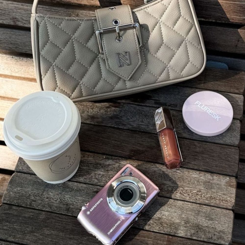 AgfaPhoto Realishot DC8200 PK-18MP Digital Camera, Compact Design, High Resolution - Pink