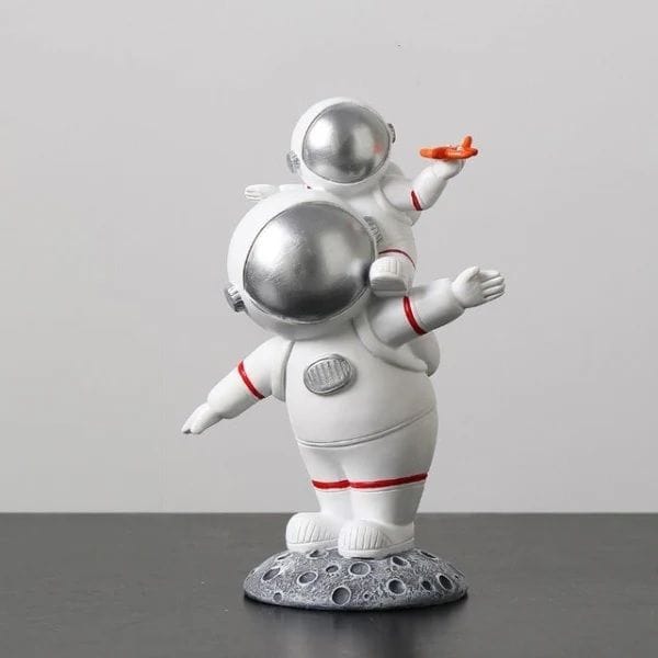 Luxury Signature Astronaut Family Figurine, 21cm Resin Decorative Space Statue, Modern Home Decor Ornament for Living Room, Office, Shelf & Gift