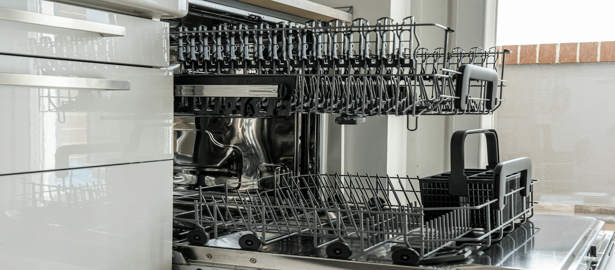 Benefits of Dishwasher - Why It is a Must-Have Accessory in the Kitchen?